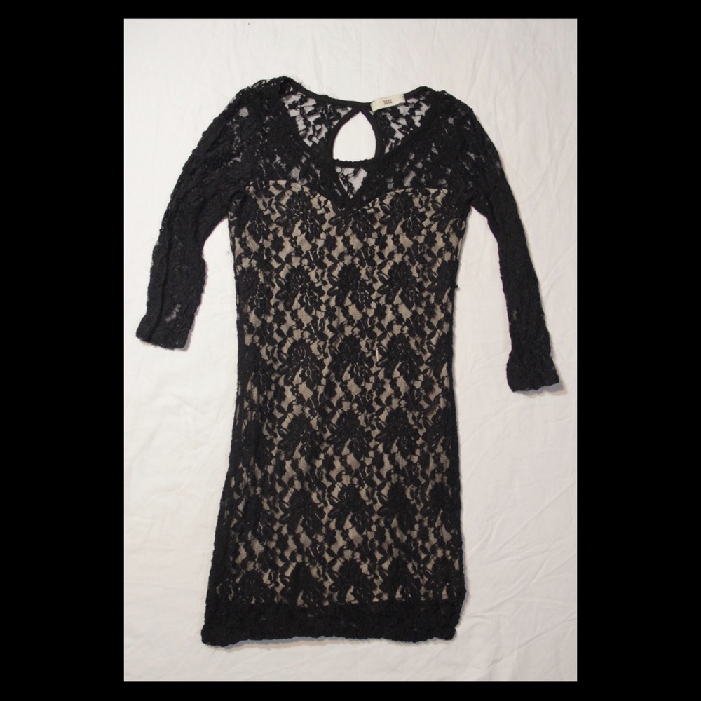 ISSI lace bodycon dress
